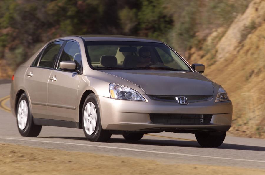  Honda Accord 2003 года  (US) (фото 12 из 43)